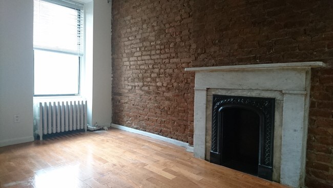 Building Photo - 168 Lexington Ave