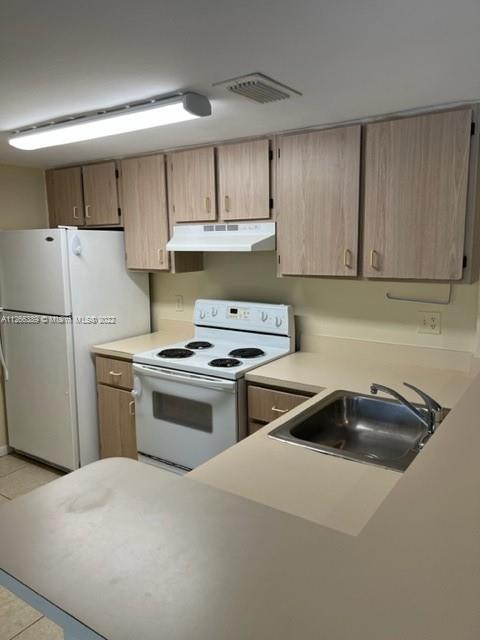 Foto del edificio - 10749 Cleary Blvd