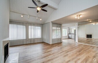 Building Photo - 12400 Overbrook Ln