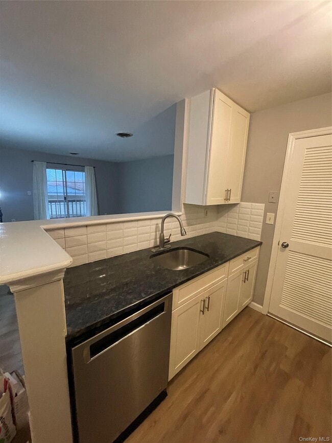 Building Photo - 1902 Rosewood Ct
