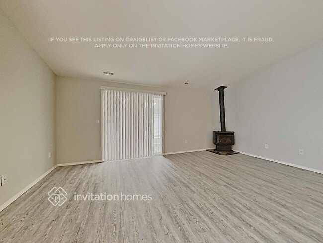 Building Photo - 19213 46th Dr NE