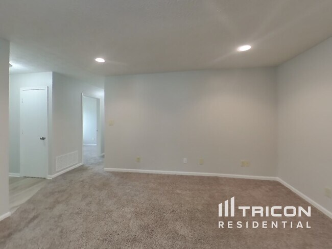 Foto del edificio - 5220 Tamarisk Ct