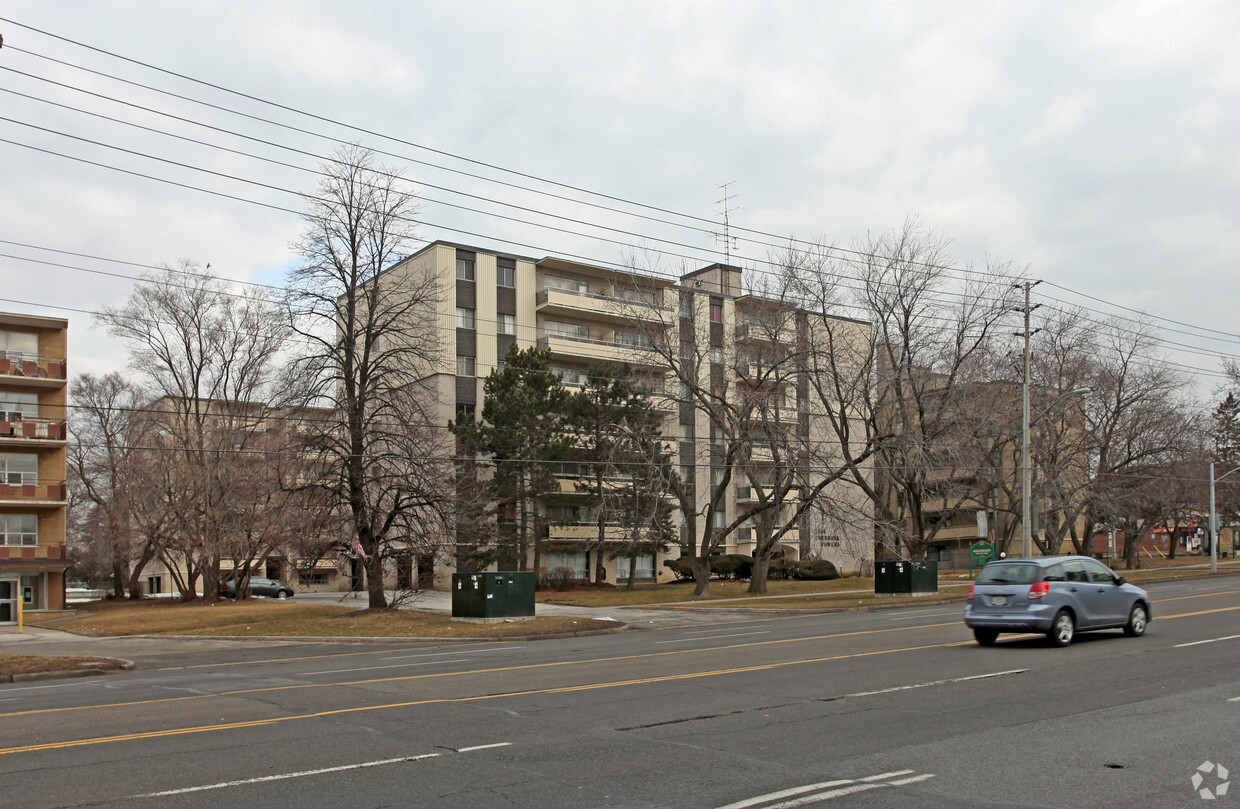 Building Photo - Overbank Towers