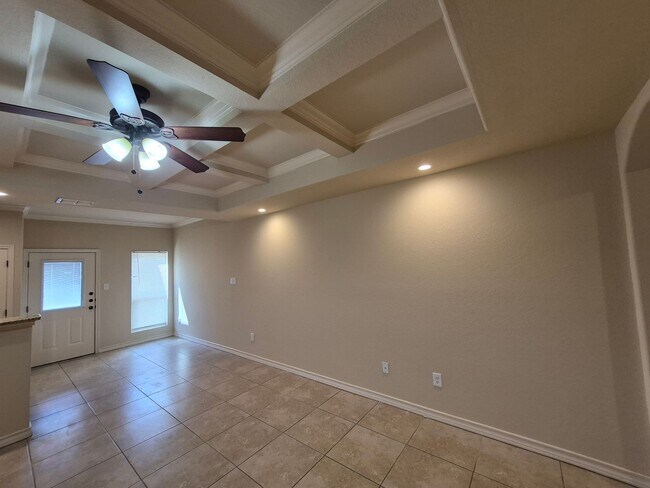 Foto del edificio - 6011 Jax Wy