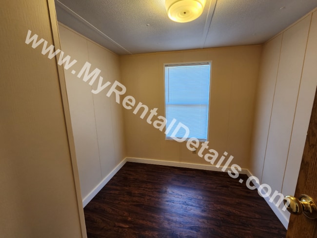 Building Photo - 49 Brookdale Rd