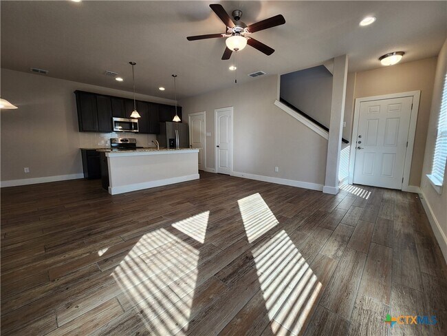 Building Photo - 750 Milestone Pk