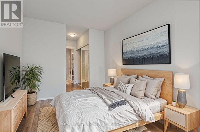 Photo du bâtiment - 105 Harrison Garden Blvd