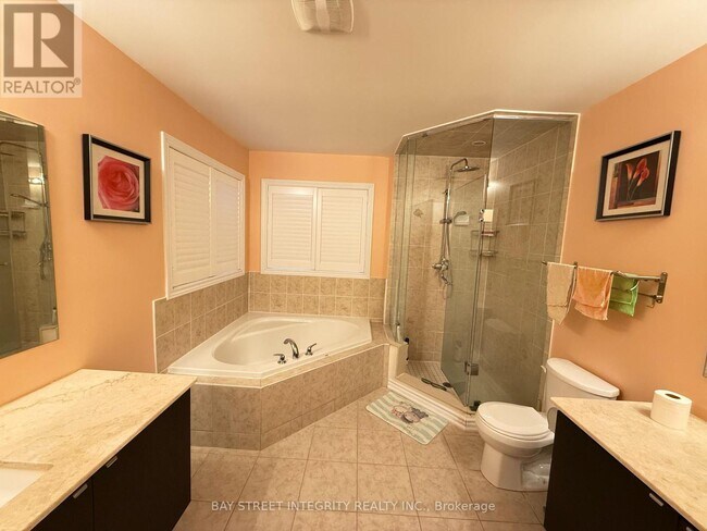 Building Photo - 26 Carolina Rose Cres