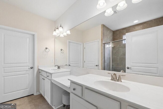 Foto del edificio - 780 Firefly Ct
