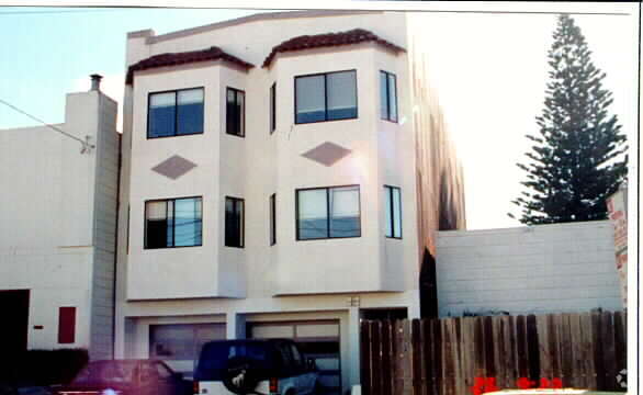 Building Photo - 81 Woodrow St