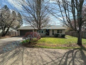 Building Photo - 18138 Seaman Ave