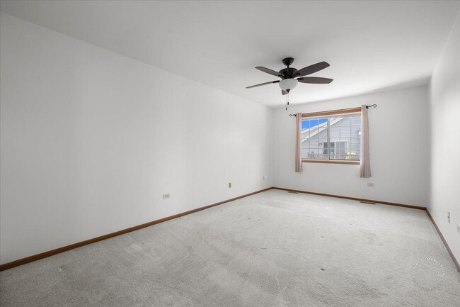 Foto del edificio - 2 bedroom in Aurora IL 60504