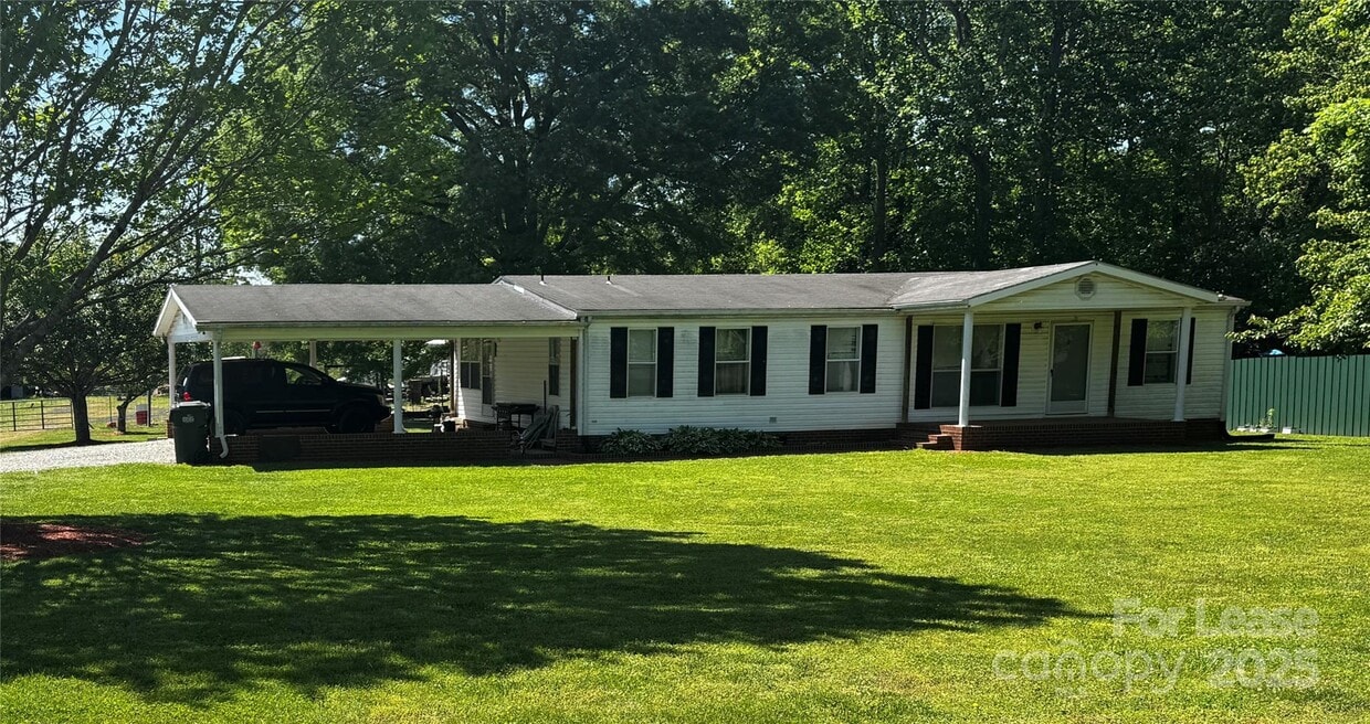 Foto principal - 321 Jennings Rd