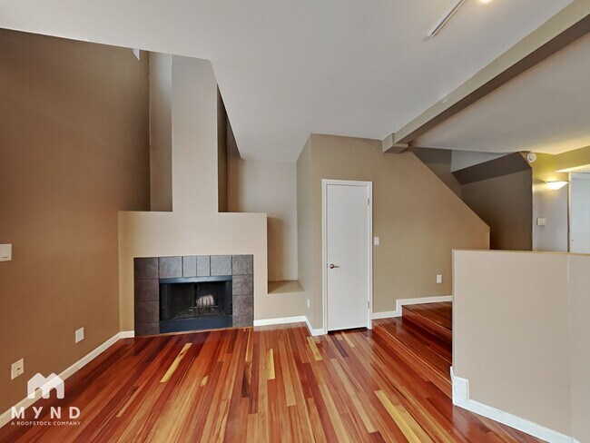 Foto del edificio - 10115 E Mountain View Rd