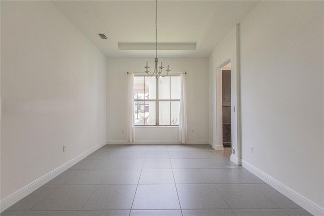 Building Photo - Northwest 82nd Drive, Pembroke Pines, FL 33024 - 4 BR 3 BA single-family home