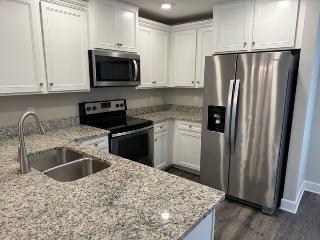 Foto del edificio - Fabulous Bellevue Condo in Great Location