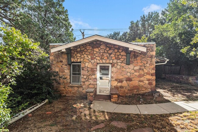 Photo - The Cottage Secluded Oasis on University Hill Apartment