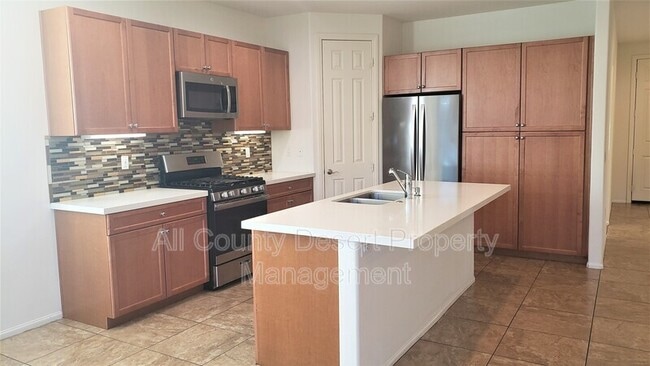 Building Photo - 81259 Avenida Gonzales