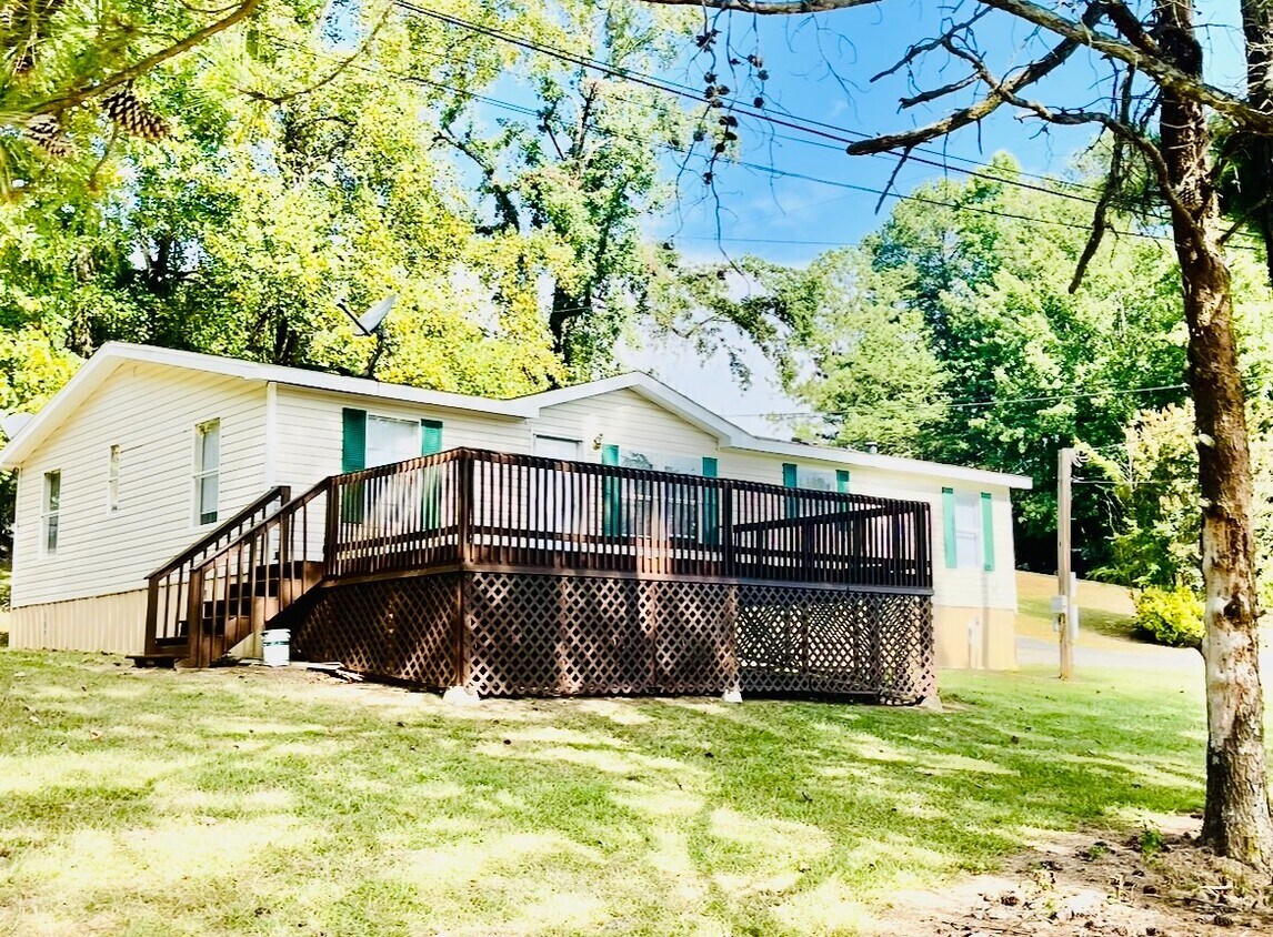 Foto principal - 3200 S Dug Gap Rd