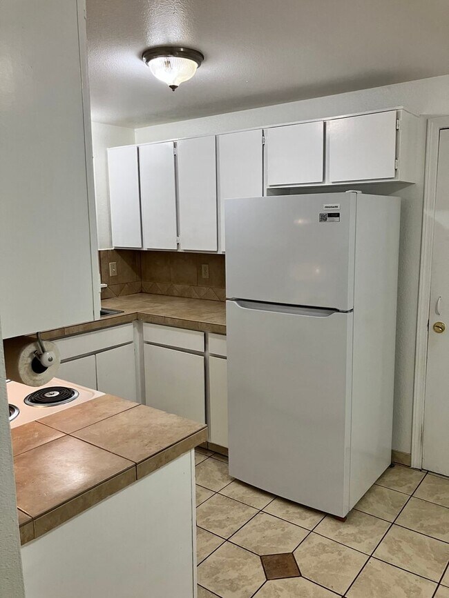 Foto del edificio - 2429 NE Saratoga St