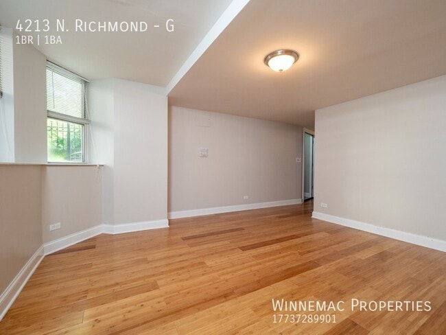Foto del edificio - 4213 N. Richmond-G