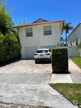 Building Photo - 310 Almeria Rd