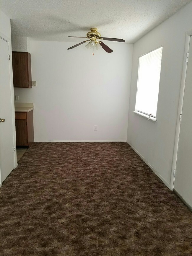 4625 US81 Unit 1, Duncan, OK 73533 Apartment for Rent in Duncan, OK