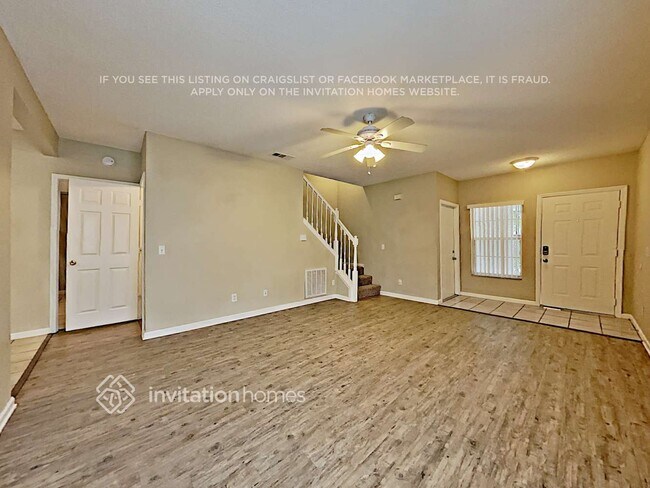 Foto del edificio - 2510 Woods Edge Cir