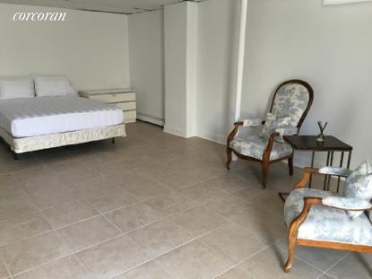 Foto del edificio - 45 Hillside Dr W