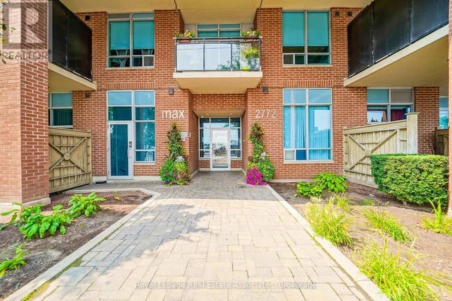 Building Photo - 2772 Keele St