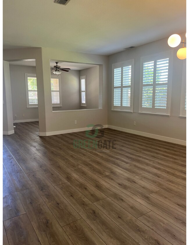 Foto del edificio - 4104 Retreat Ct