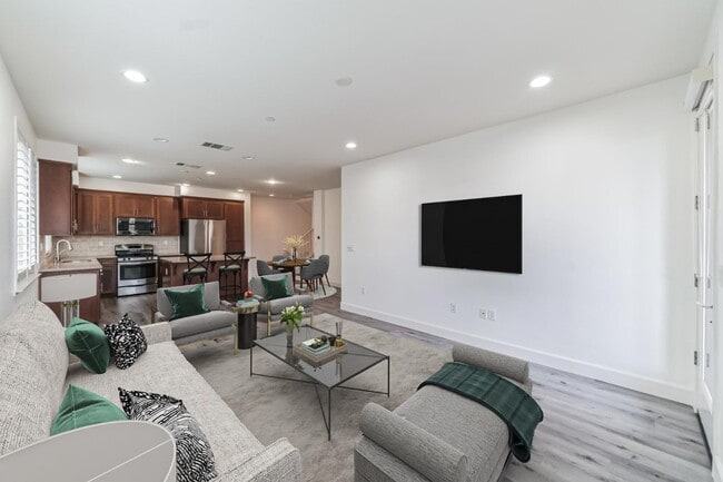 Building Photo - 276 Currlin Cir