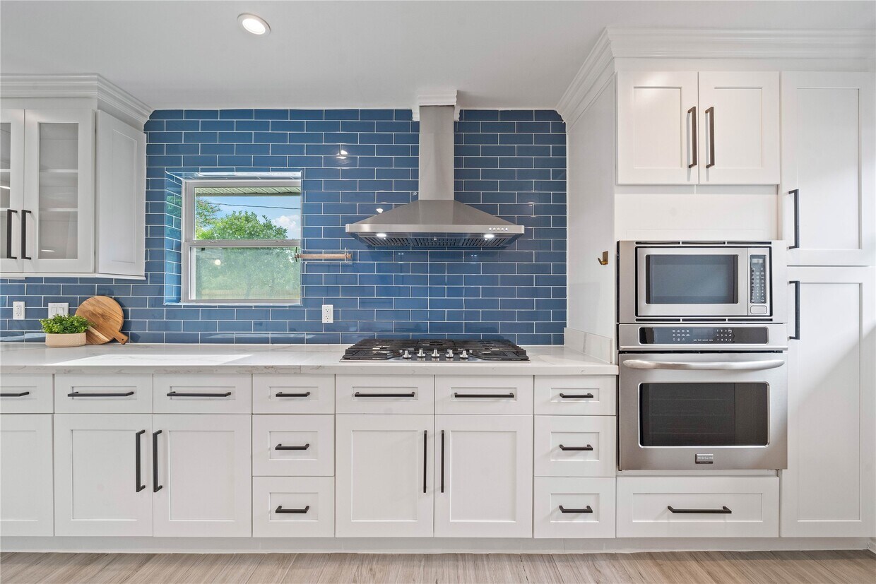 Foto principal - 9022 Quebec Dr