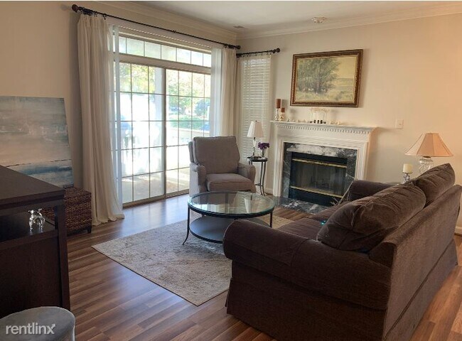 Building Photo - 1 br, 1 bath Condo - 10806 Antigua Ter