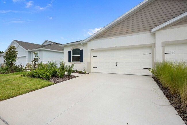 Building Photo - Towns at Woodsdale Villa! -3/2/2 in Wesley...