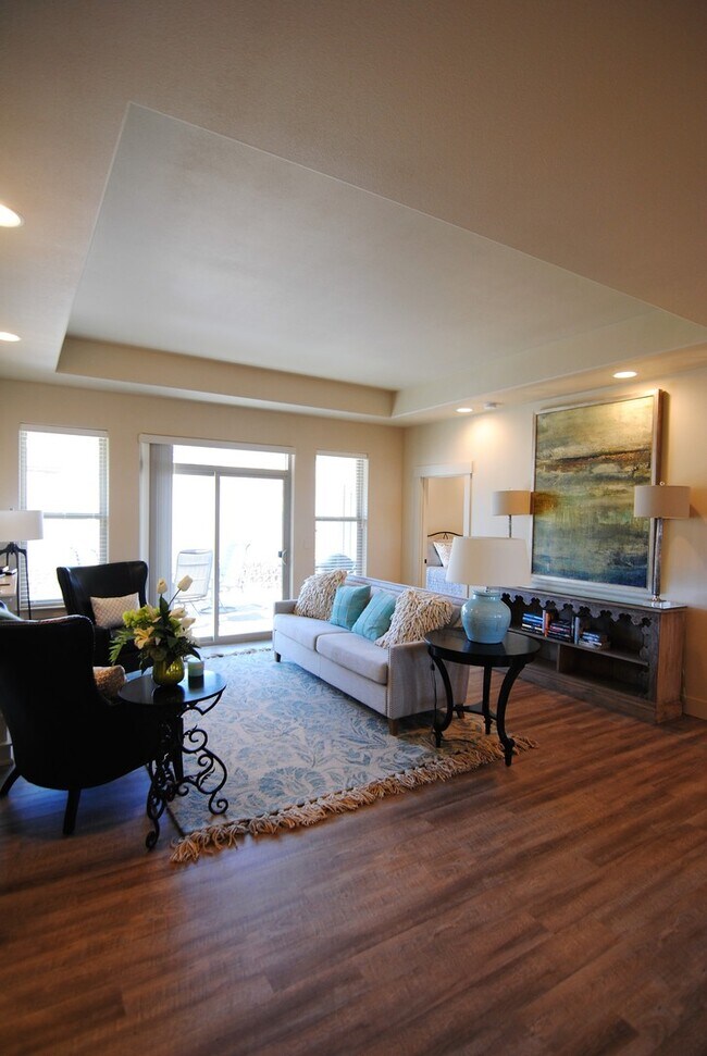 Foto del edificio - 1712/1714 Danny Boy Ln. Duplex