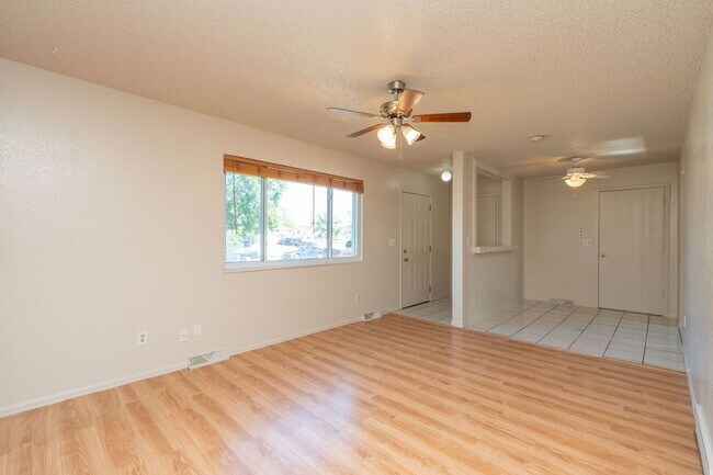 Foto del edificio - Nice 3 bedroom 1 bath Home close to Downto...