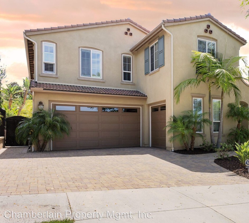 Primary Photo - 5 br, 4 bath House - 2458 Mica Rd