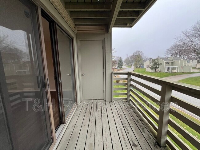 Building Photo - 2971 Horseshoe Bend Dr