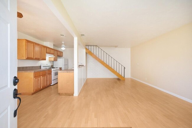 Foto del edificio - 3763 Sapphire Dr