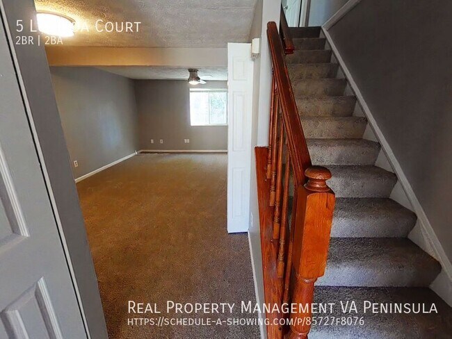 Building Photo - Well maintained Two Bedroom for Rent-Colis...