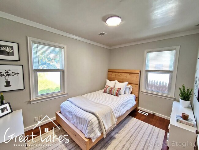 Foto del edificio - Beautiful 3 Bedroom 1 Bathroom now availab...