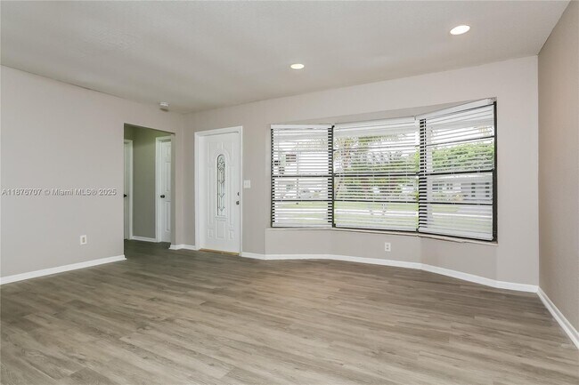 Building Photo - 5011 NW 17th St