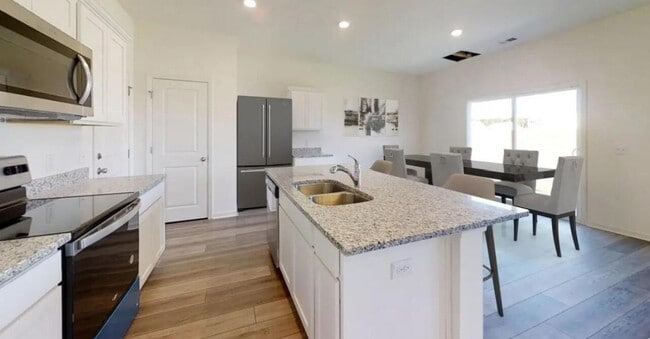 Foto del edificio - 10335 Vinca Minor Ln