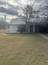 Building Photo - 802 W Dean Ave