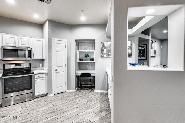 Foto del edificio - 11500 E Cochise Dr