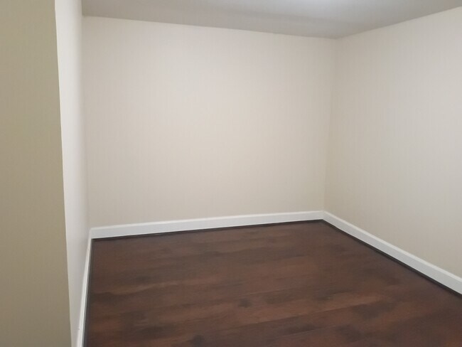 Building Photo - 139 Eagan Cir
