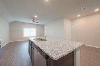 Building Photo - 5318 Briana Dee Dr