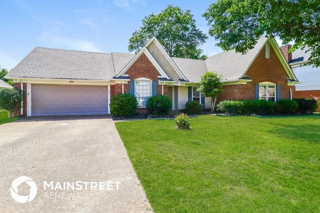 Building Photo - 1365 Fieldstone Trail