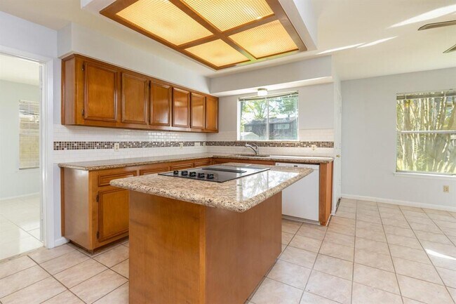 Building Photo - 3226 Glade Springs Dr